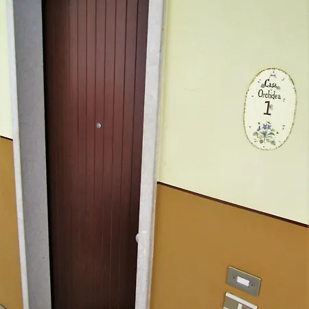 Casa Orchidea Aparthotel Torri Del Benaco